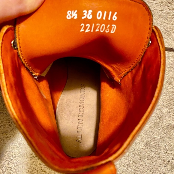 8.5EEE/9D Allen Edmonds Dalton Boots - Picture 7 of 10